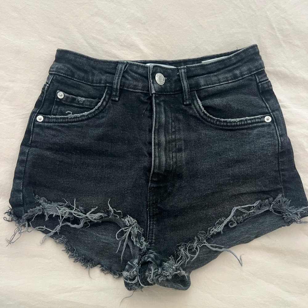 Zara Black Jean Shorts Distressed Cut-Off Style